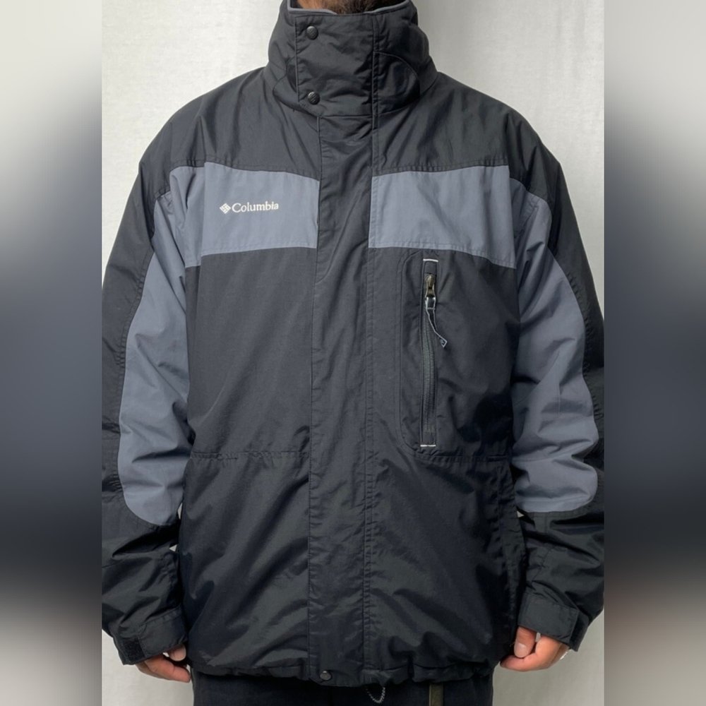 Columbia Men's Black and Gray Jacket
